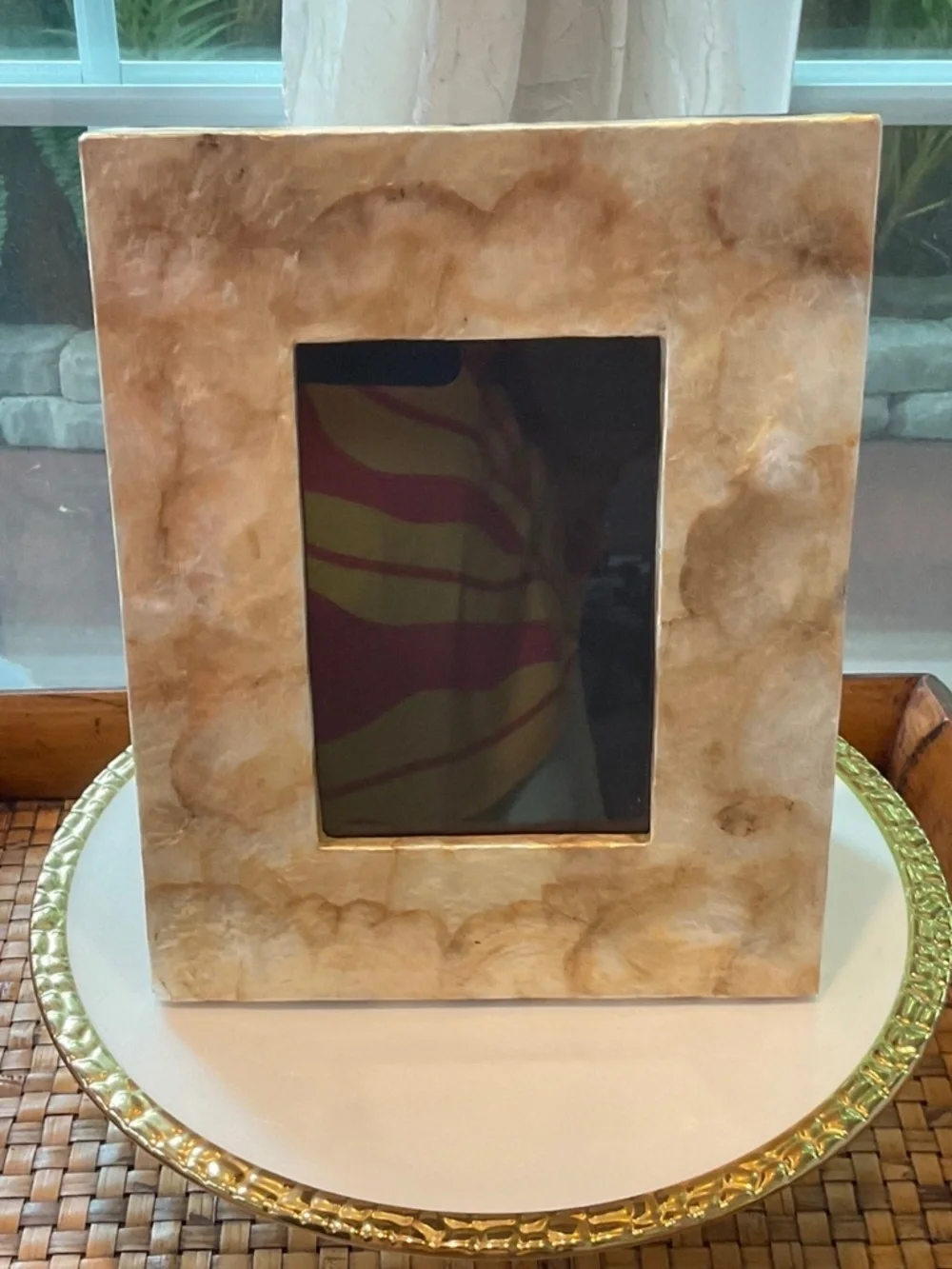 Lovely Gold Mother of Pearl Frame For 4x6 Photo